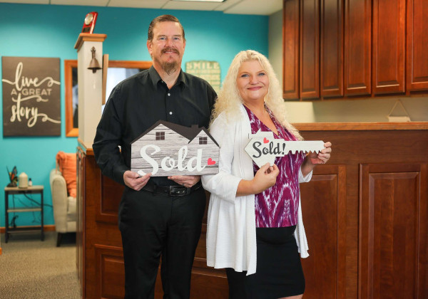 Lana & Glenn Mohs Photo