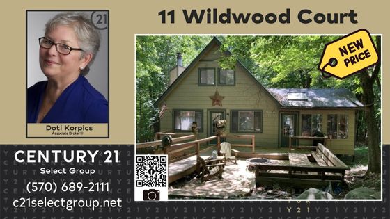 NEW PRICE! 11 Wildwood Court: Hideout Chalet