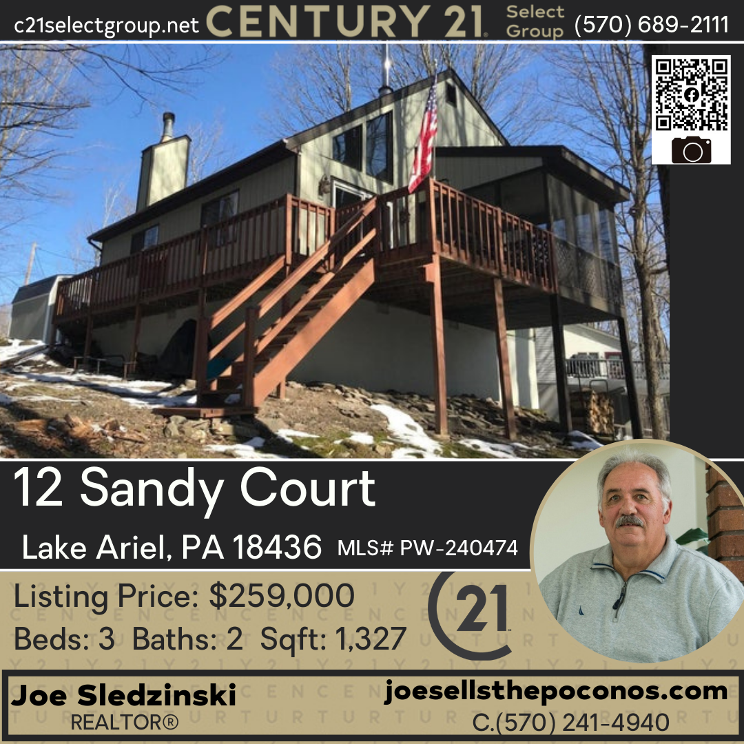 NEW PRICE! 12 Sandy Court: Contemprary Hideout Saltbox
