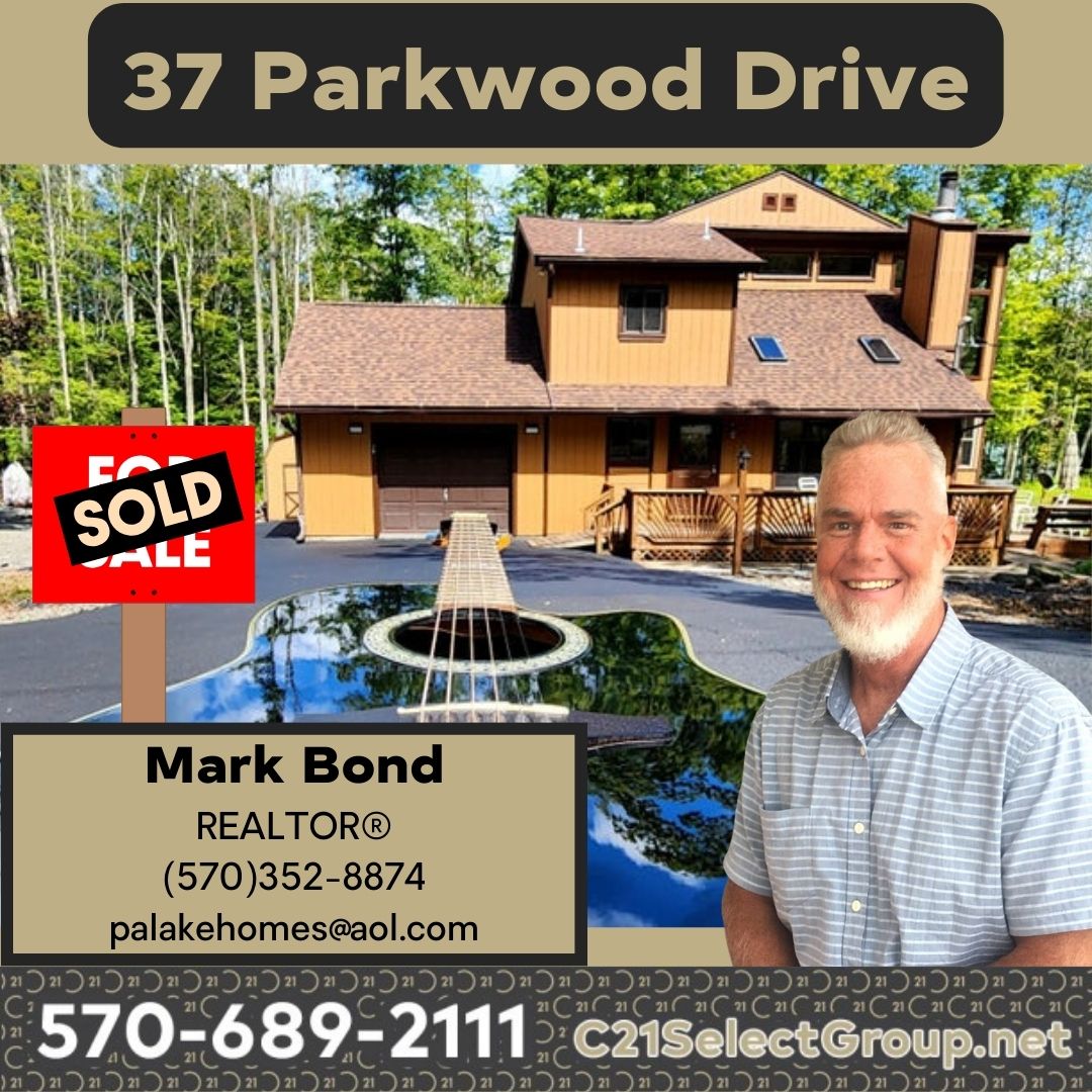 SOLD! 37 Parkwood Drive: The Hideout