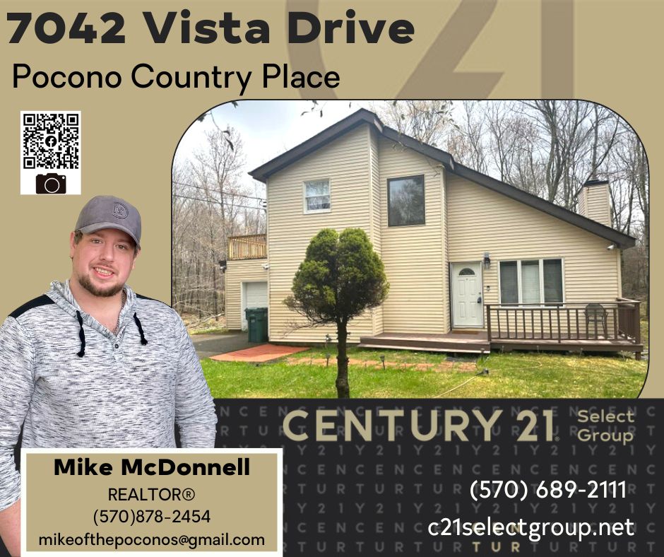 7042 Vista Drive: Pocono Country Place Turn-key Contemporary