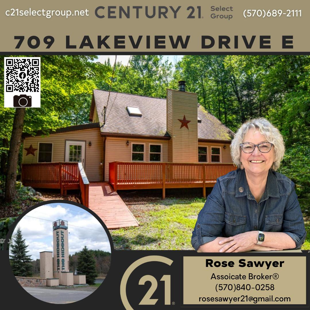 709 Lakeview Drive E: Hideout Home on a Level Lot with Fabulous Outdoor Space