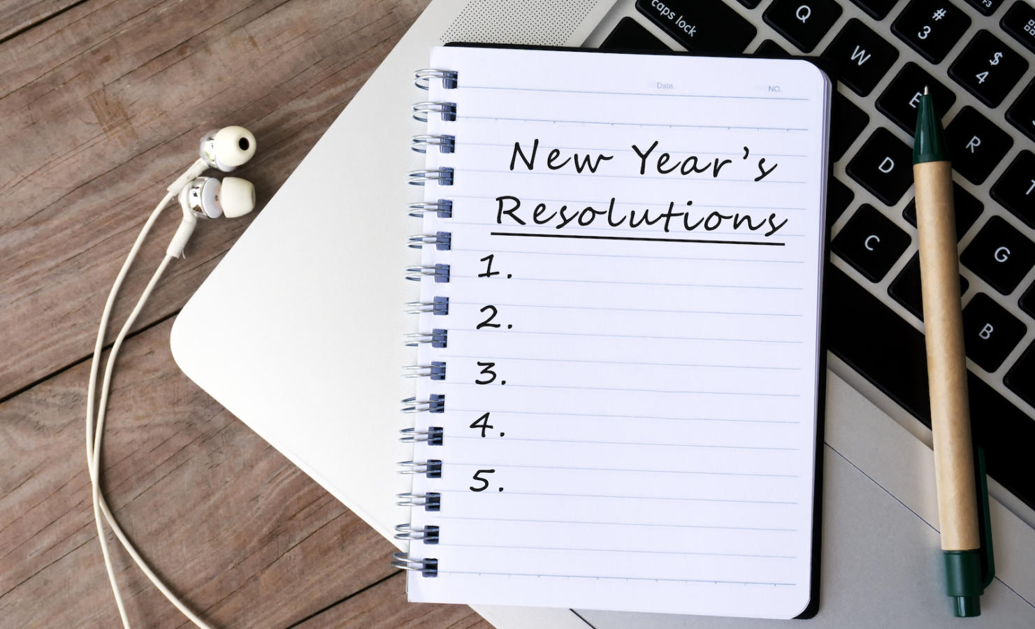 4 Helpful Tips To Stick To Your New Years' Resolutions