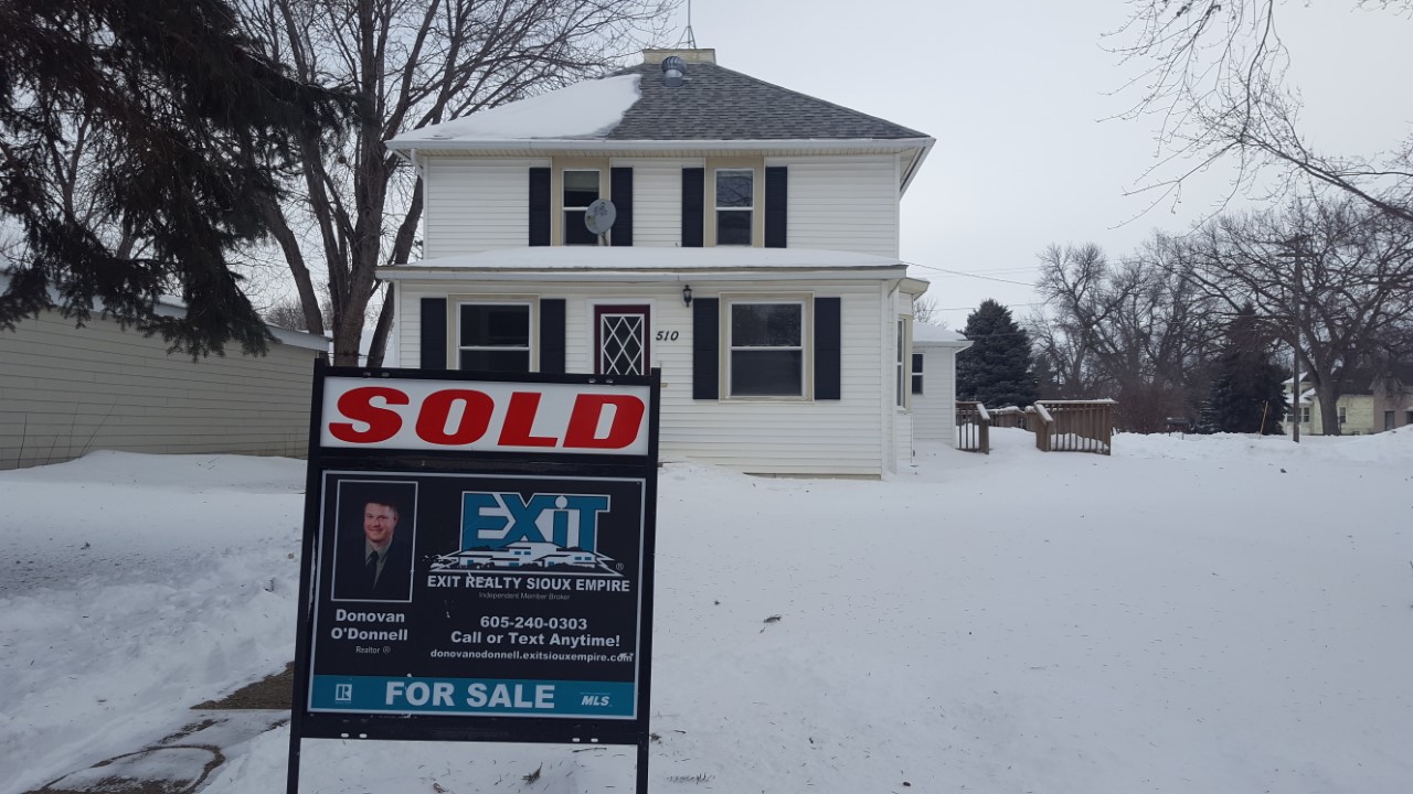 510 W Wood St. Canistota, SD SOLD by Donovan O'Donnell